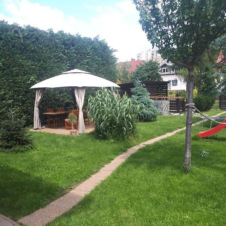 Aranypatak Apartmanhaz Szombathely Exteriör bild