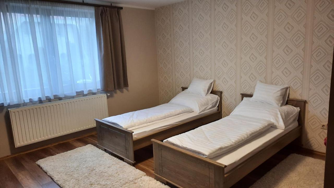 Aranypatak Apartmanhaz Szombathely Exteriör bild